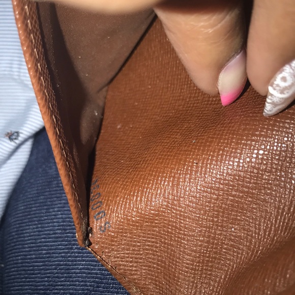 Louis Vuitton long wallet - Picture 7 of 7